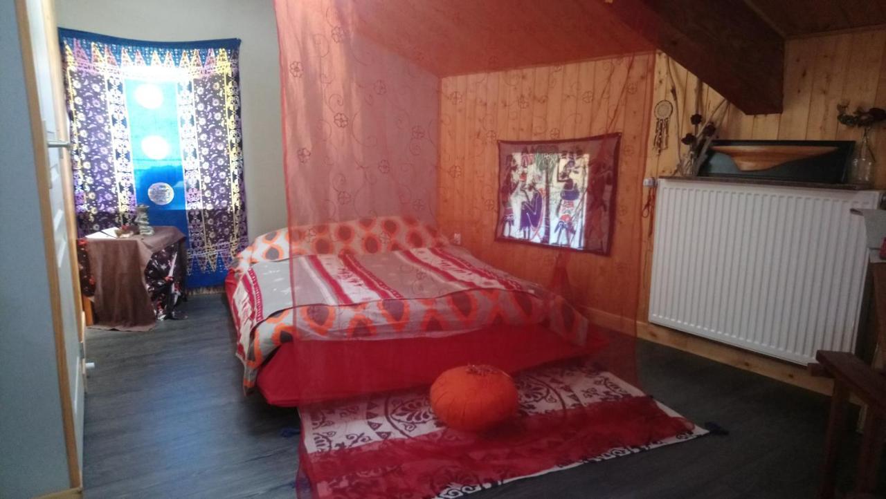 Saint-Julien-Vocance Chambre Privee Chez L'Habitant מראה חיצוני תמונה